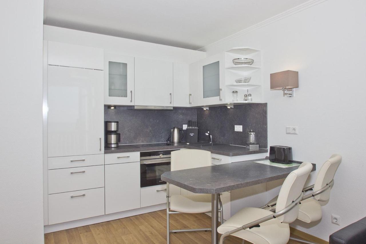 Mit Meerblick Und Balkon, Gratis Nutzung Vom Ahoi Erlebnisbad Und Sauna In Sellin - Meeresblick Fewo 14 Goehren (Ruegen) Exterior foto